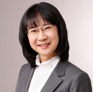 遠山優里　税理士